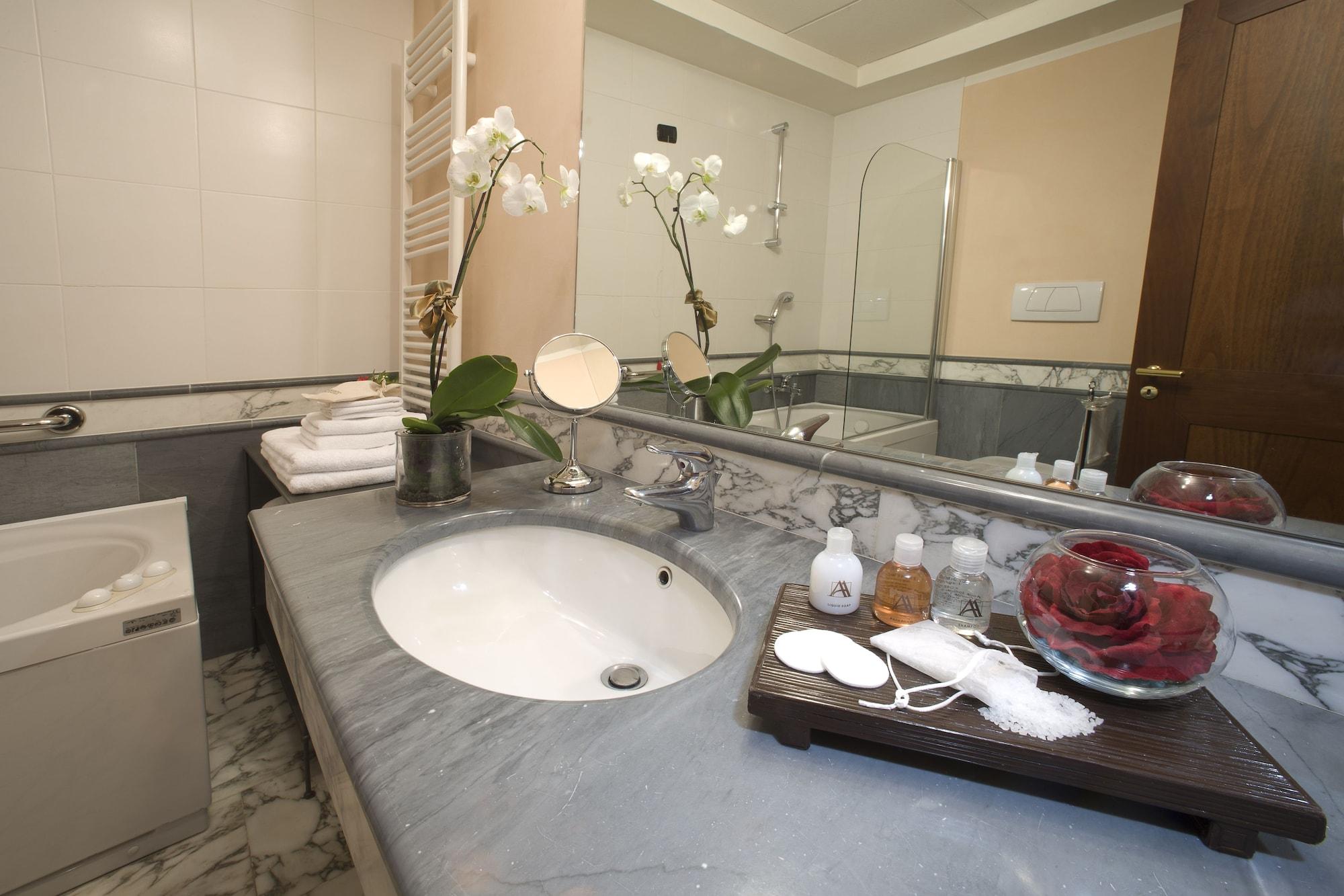 Albergo Dell'Agenzia Bra Zewnętrze zdjęcie