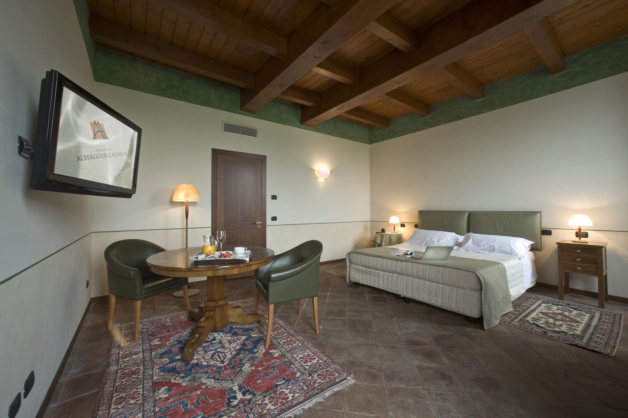 Albergo Dell'Agenzia Bra Zewnętrze zdjęcie