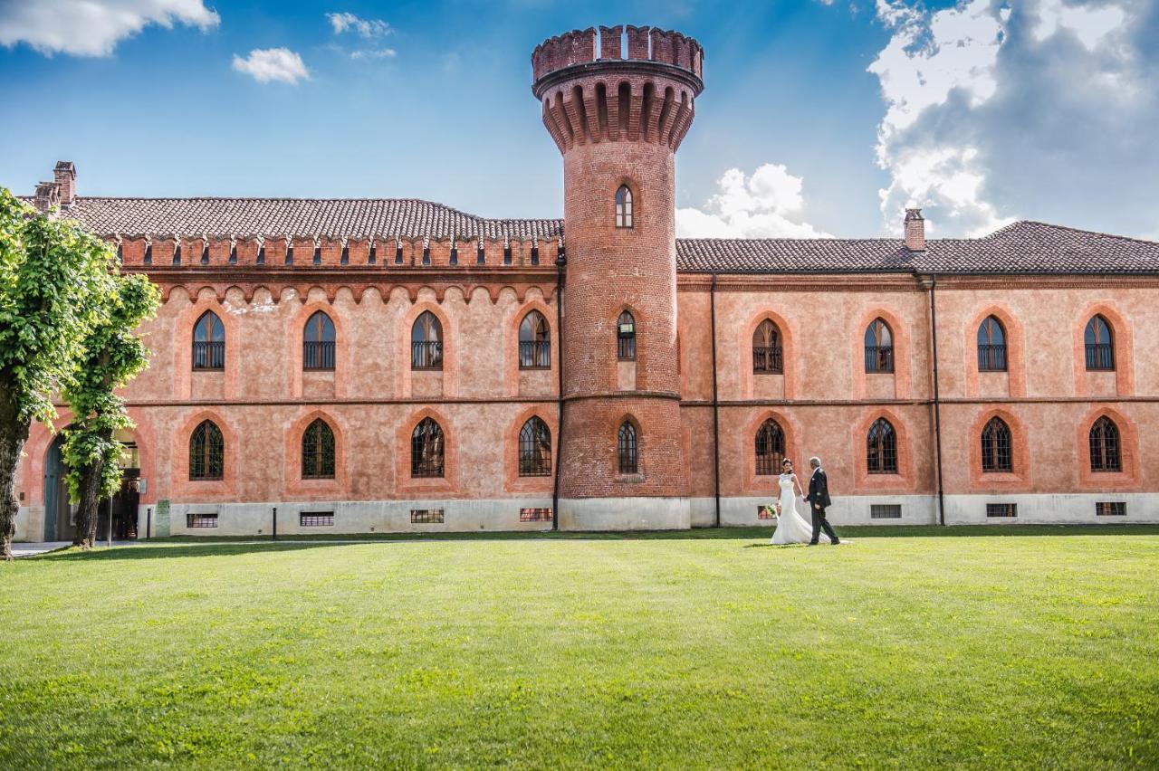 Albergo Dell'Agenzia Bra Zewnętrze zdjęcie